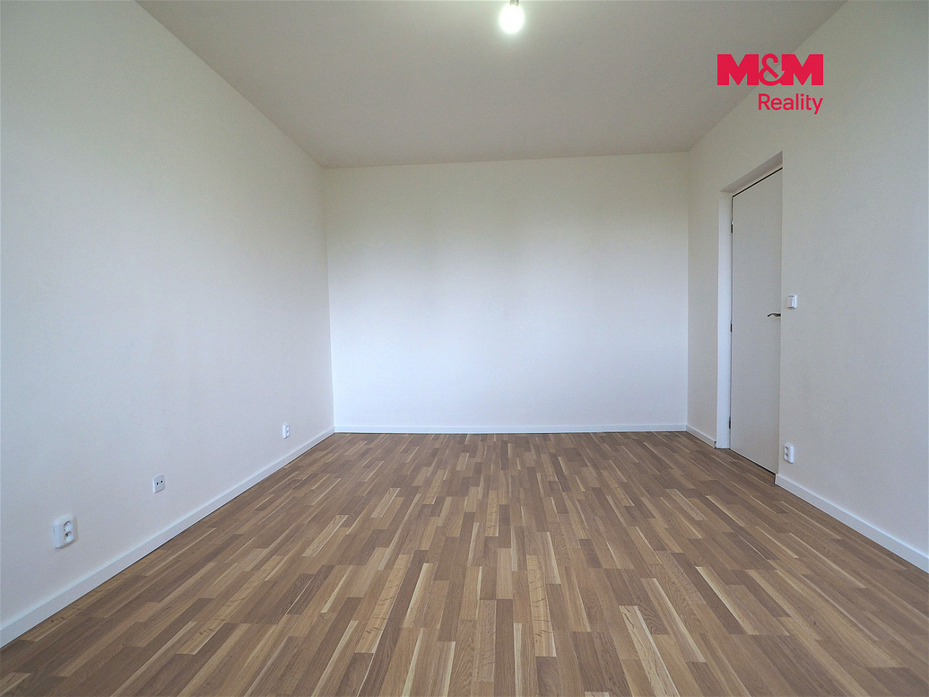 Pronájem bytu 2+1 52 m² – fotografie 4