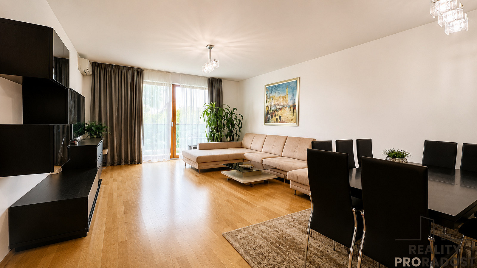 Pronájem bytu 3+kk 91 m² – fotografie 2