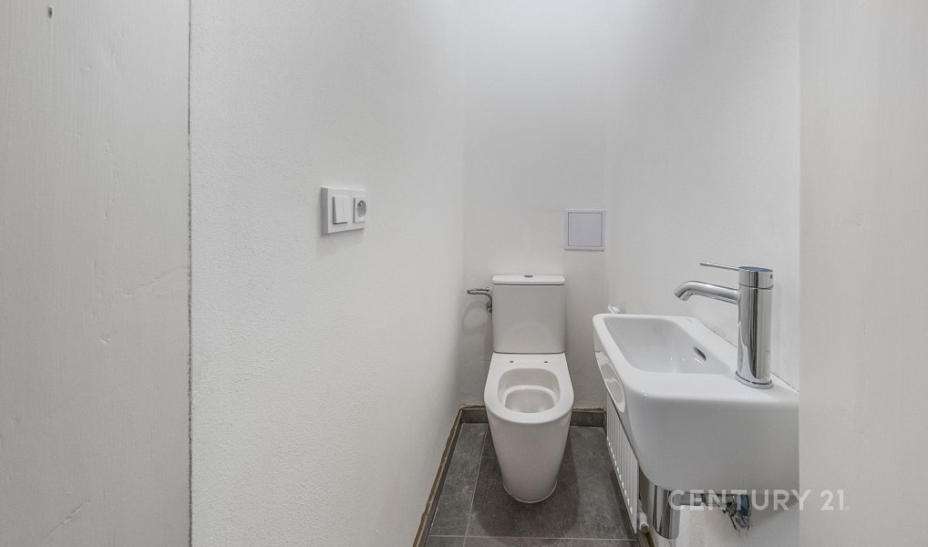 Pronájem bytu 2+kk 50 m², Praha – náhled fotky 10