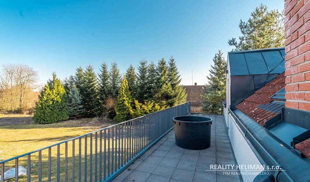 Prodej domu 260 m² s pozemkem 5 558 m², Košice – náhled fotky 33