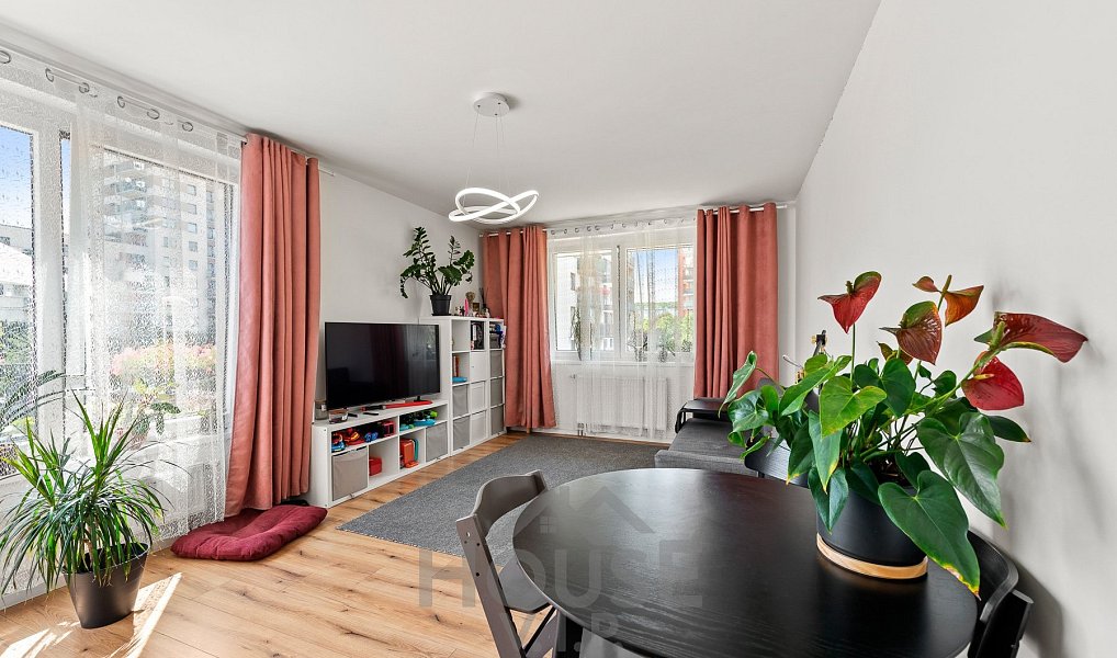 Prodej bytu 2+kk 60 m², Praha – náhled fotky 2
