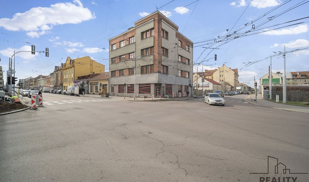 Pronájem bytu 1+1 35 m², Pardubice – náhled fotky 2