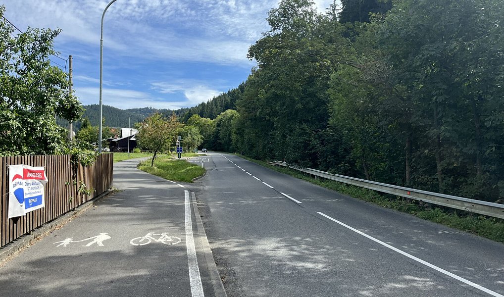 Prodej chaty/chalupy 745 m² s pozemkem 745 m², Velké Karlovice – náhled fotky 38
