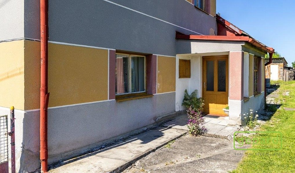 Prodej domu 170 m² s pozemkem 1 000 m², Obrubce – náhled fotky 6