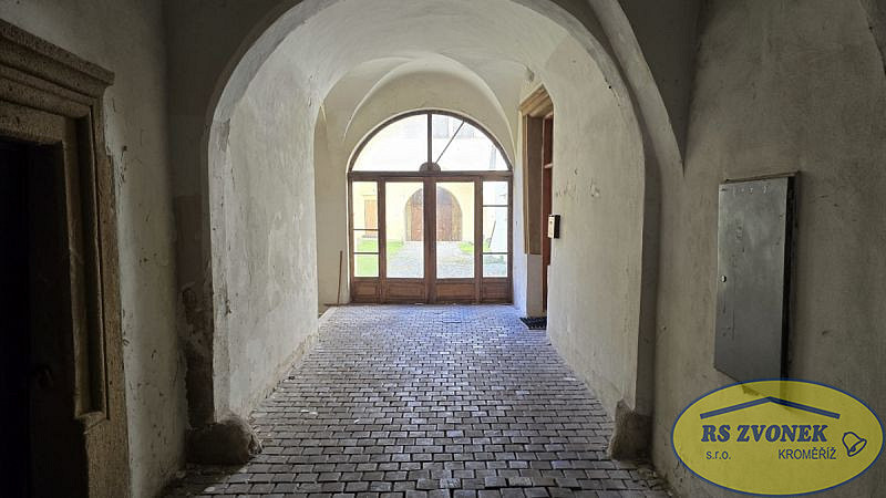 Prodej domu 1 033 m² s pozemkem 1 365 m² – fotografie 4