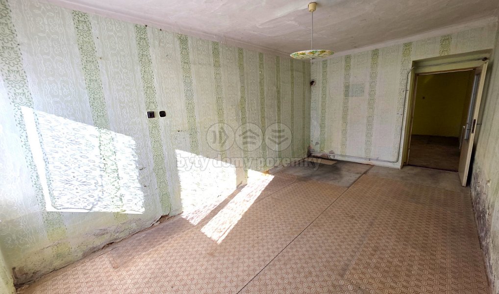 Prodej domu 238 m² s pozemkem 3 800 m², Fulnek – náhled fotky 12