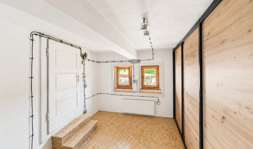 Prodej domu 234 m² s pozemkem 521 m², Roztoky – náhled fotky 24