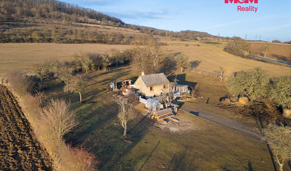 Prodej stavebního pozemku 7 980 m², Hlásná Třebaň – náhled fotky 2
