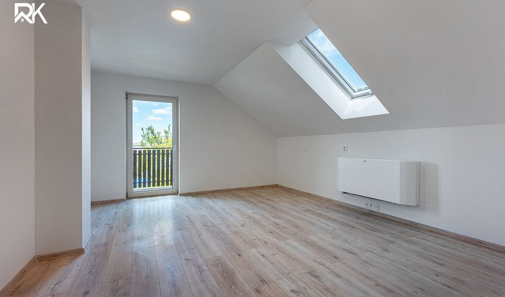 Prodej domu 162 m² s pozemkem 377 m², Kolín – náhled fotky 19