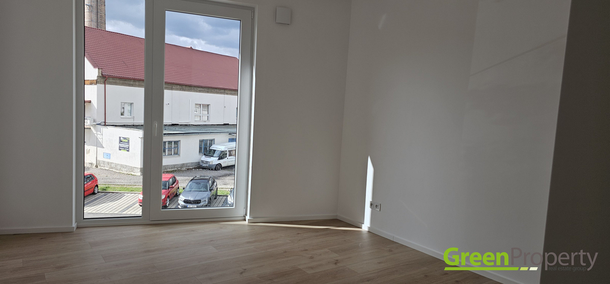 Pronájem bytu 1+kk 28 m² – fotografie 5