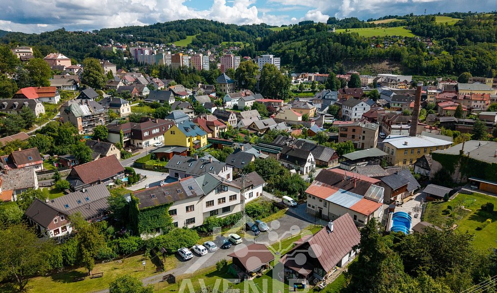 Prodej domu 399 m² s pozemkem 164 m², Železný Brod – náhled fotky 7