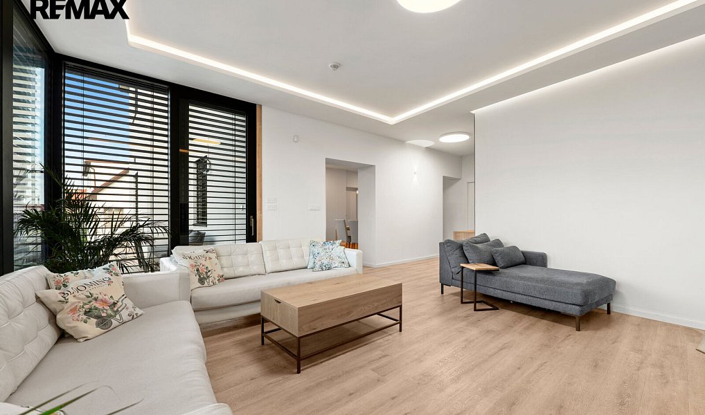 Pronájem domu 199 m² s pozemkem 752 m², Říčany – náhled fotky 8