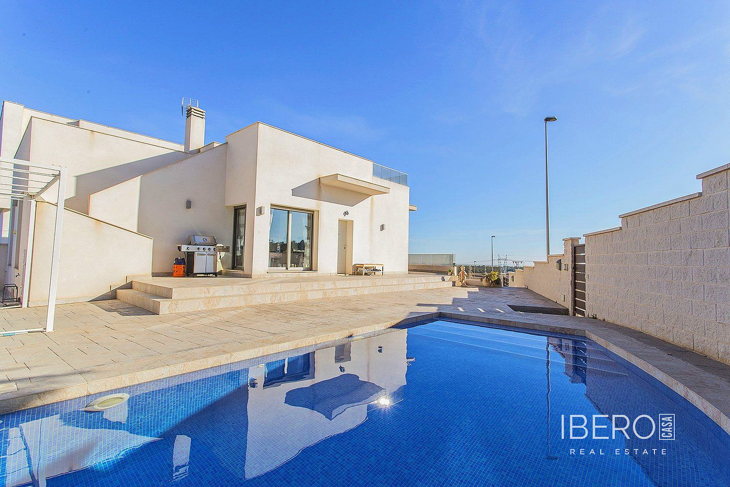 Prodej domu 250 m² s pozemkem 401 m² – pohled 6