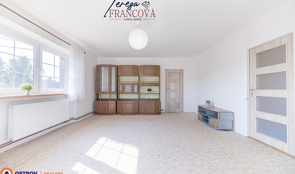 Prodej domu 222 m² s pozemkem 1 711 m², Šternberk – náhled fotky 9