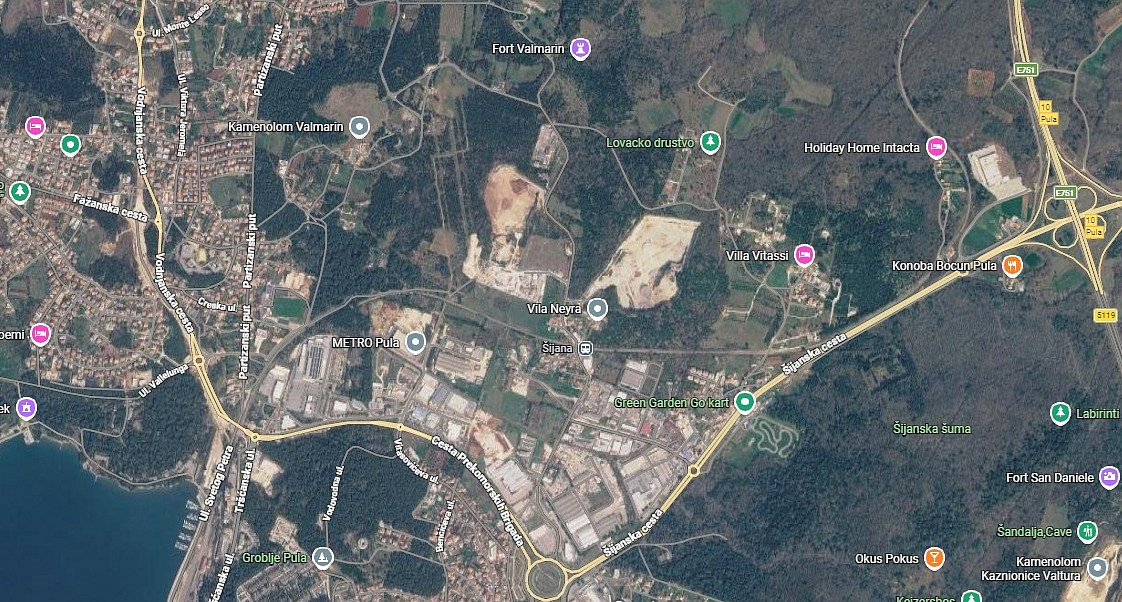 Prodej stavebního pozemku 1 500 m²