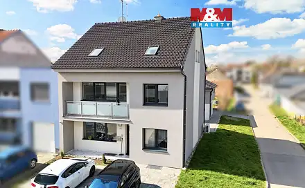 Prodej domu 380 m² s pozemkem 280 m², Zvolence, Dolní Bojanovice, okres Hodonín