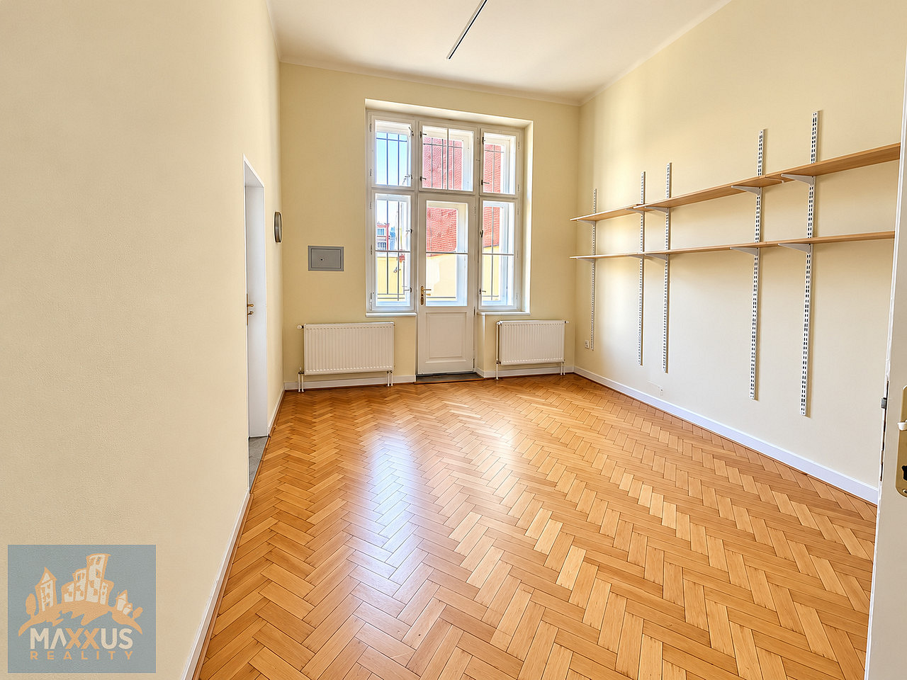 Pronájem kanceláře 64 m²