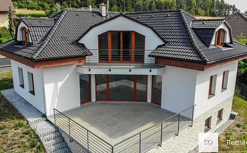 Prodej domu 290 m² s pozemkem 940 m², Křečovice, okres Benešov
