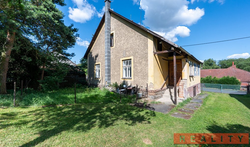 Prodej domu 80 m² s pozemkem 1 042 m², Osek – náhled fotky 2