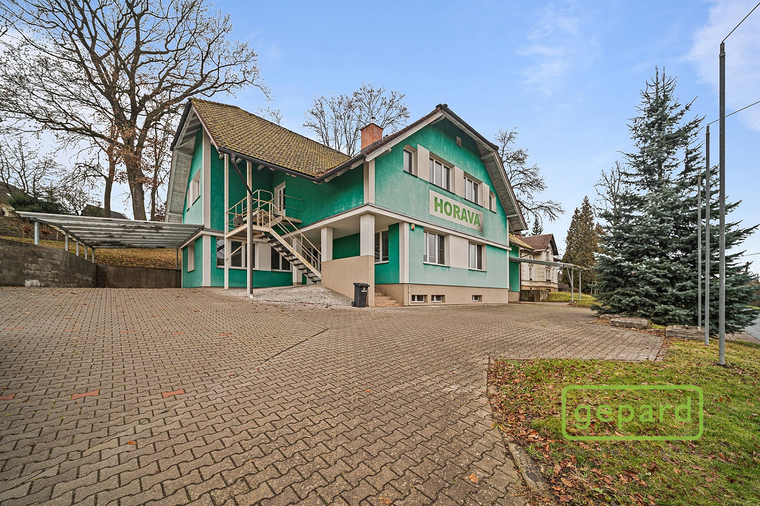Prodej obchodních prostor 300 m² – fotografie 3