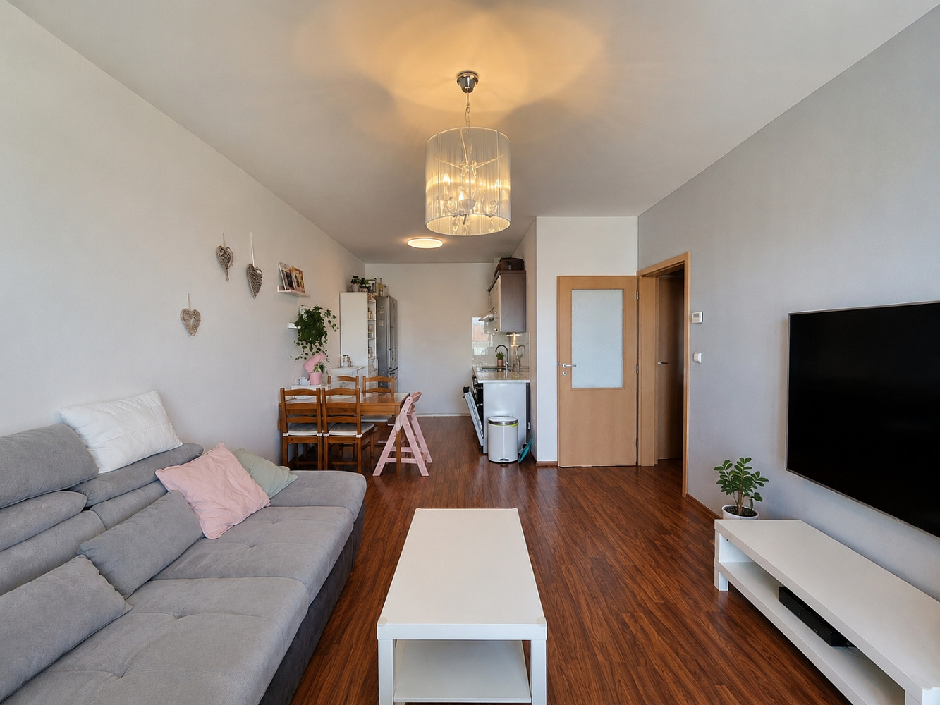 Pronájem bytu 2+kk 60 m² – pohled 3
