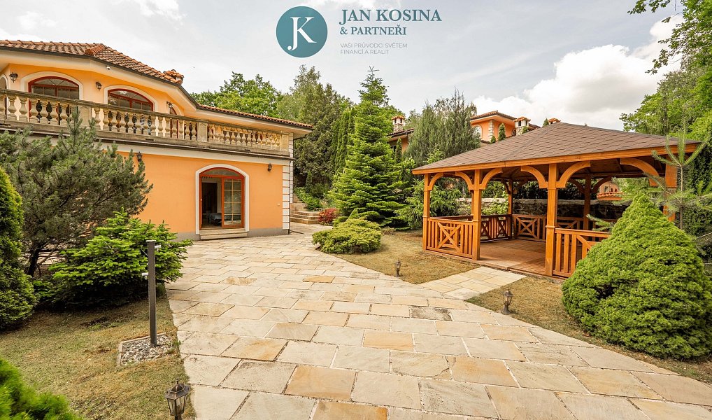 Prodej domu 236 m² s pozemkem 921 m², Hrusice – náhled fotky 57