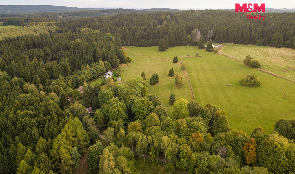 Prodej stavebního pozemku 739 m², Lesná – náhled fotky 3