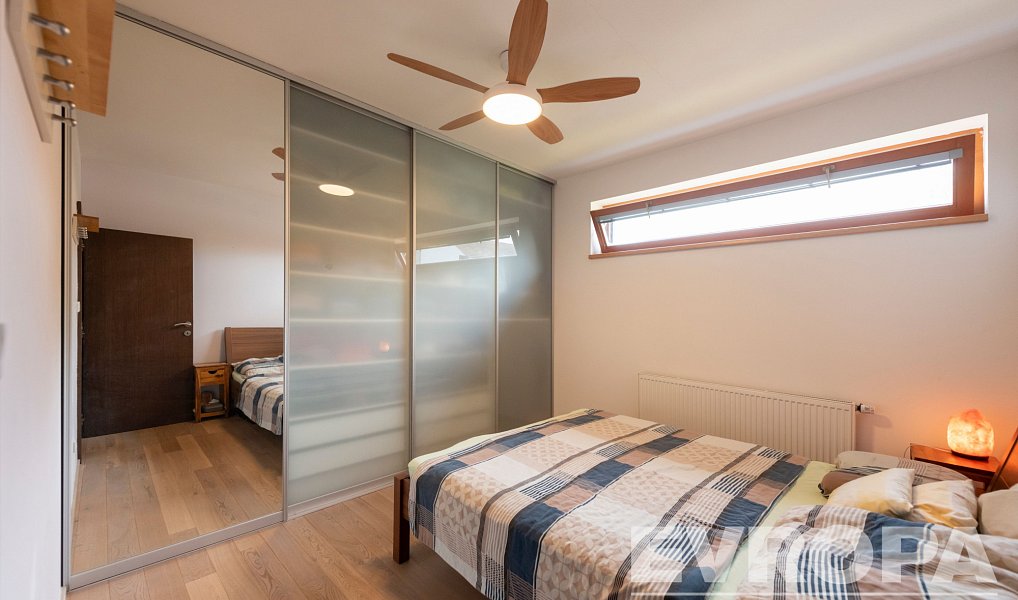 Prodej bytu 3+kk 140 m², Řevnice – náhled fotky 16