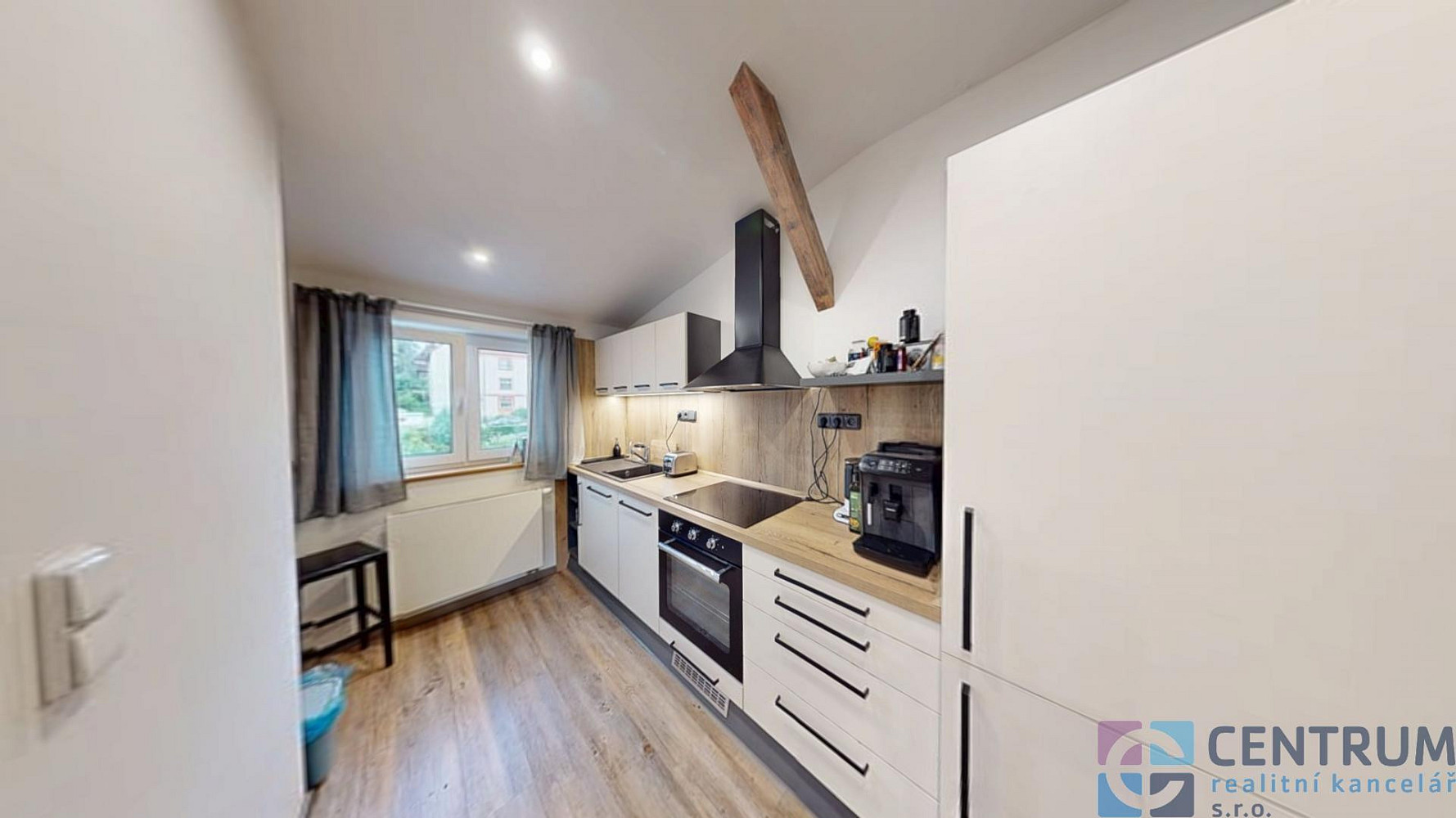 Pronájem bytu 2+1 78 m² – fotografie 5