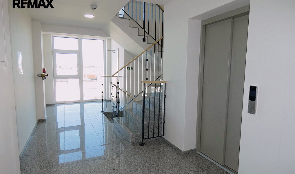 Pronájem bytu 3+kk 68 m², České Budějovice – náhled fotky 18
