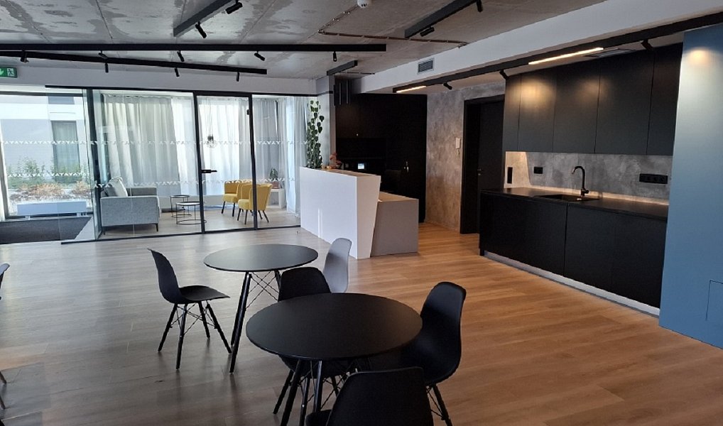 Prodej kanceláře 85 m², Praha – náhled fotky 4