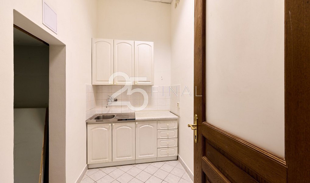 Pronájem ubytovacího objektu 180 m², Trutnov – náhled fotky 10