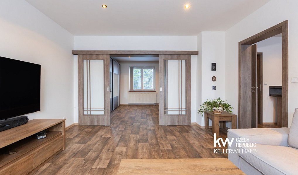Prodej domu 176 m² s pozemkem 469 m², Dubí – náhled fotky 30
