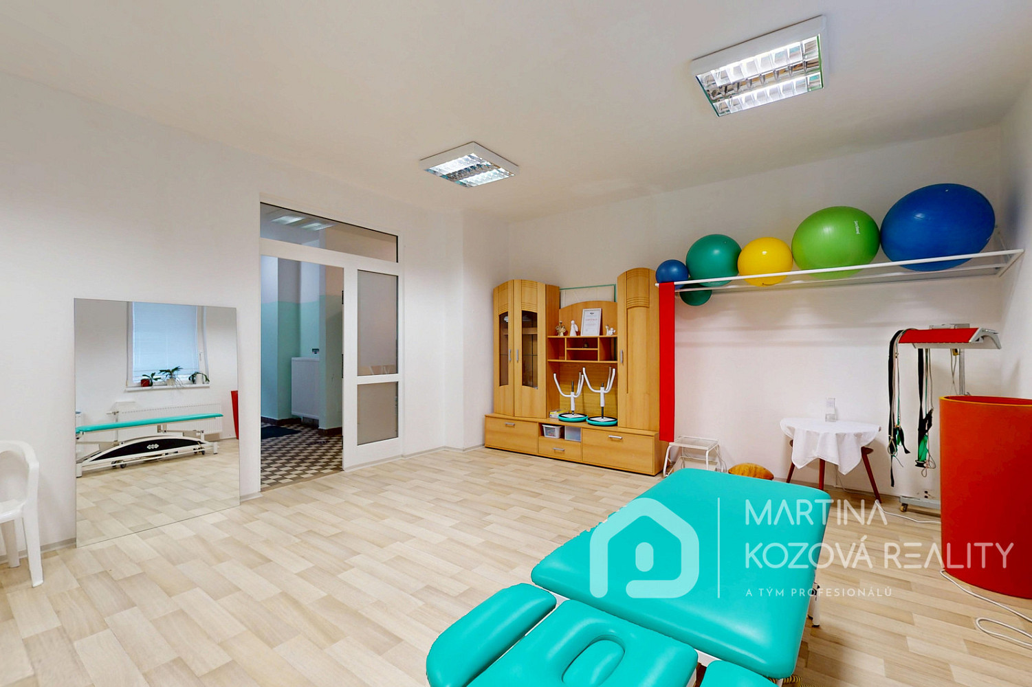 Prodej komerčního objektu (jiného typu) 397 m² — photo 2