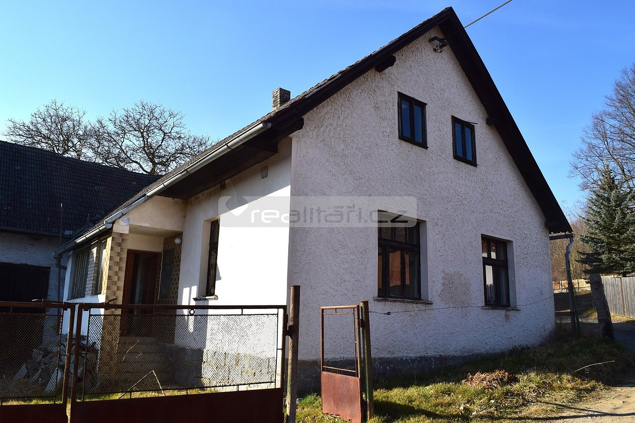 Prodej domu 90 m² s pozemkem 872 m²