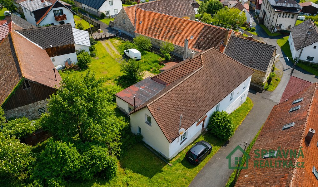 Prodej domu 220 m² s pozemkem 932 m², Nezdice na Šumavě – náhled fotky 3