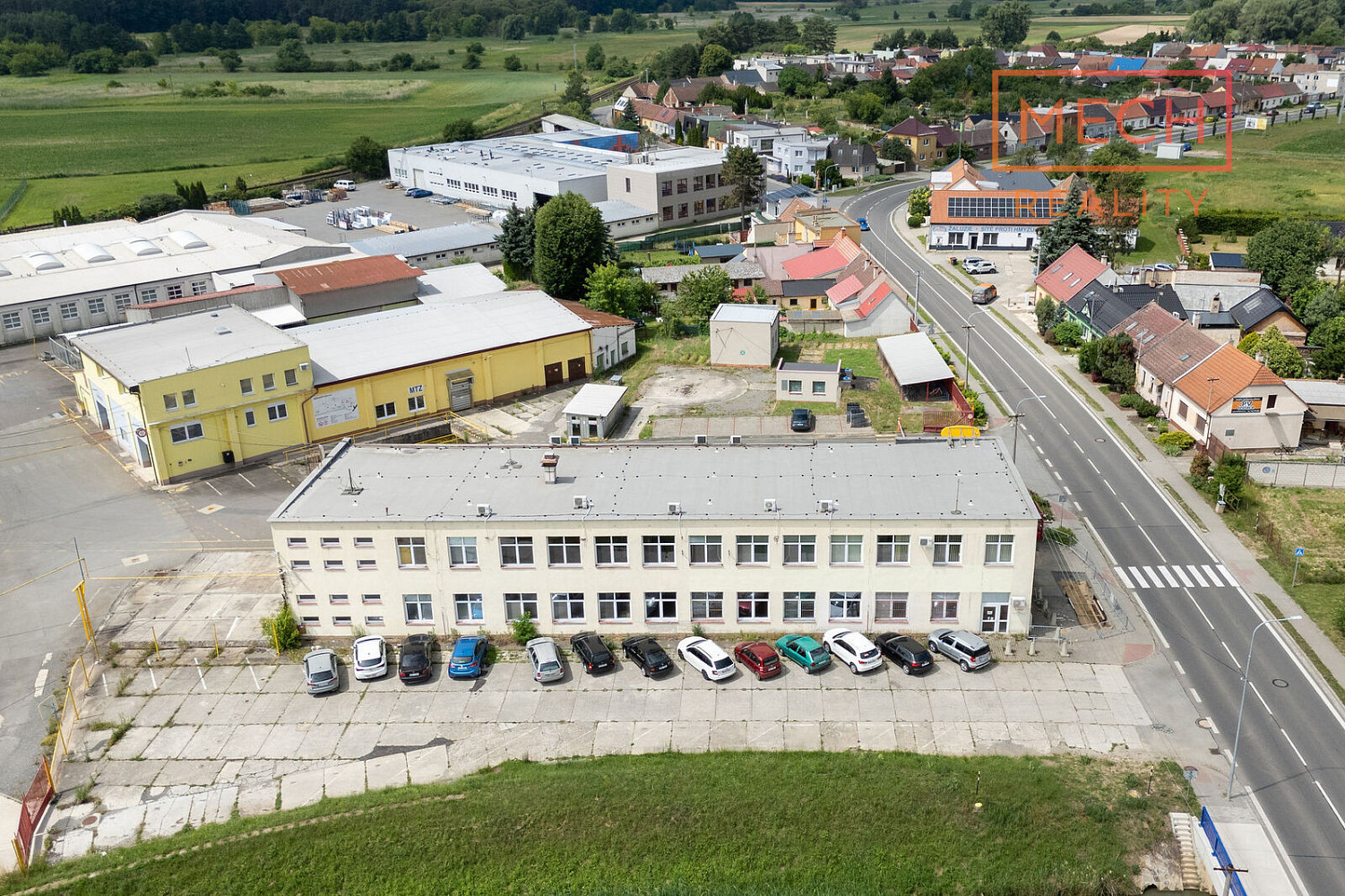 Prodej komerčního objektu (jiného typu) 1 030 m²