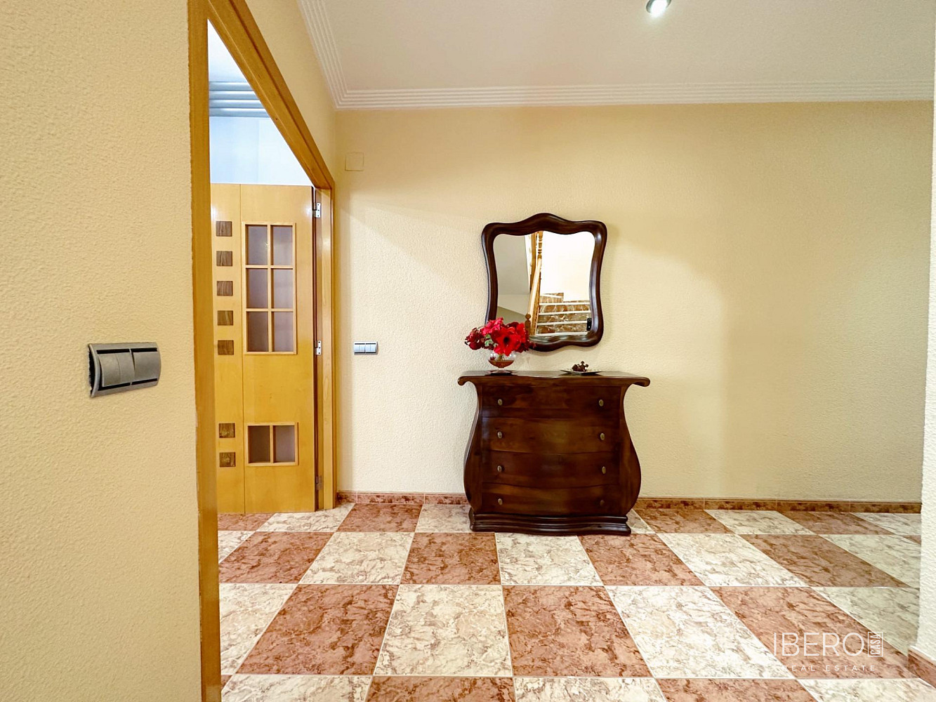 Prodej domu 283 m² s pozemkem 284 m²