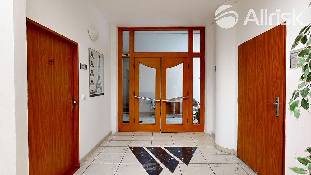 Pronájem kanceláře 109 m² — photo 5