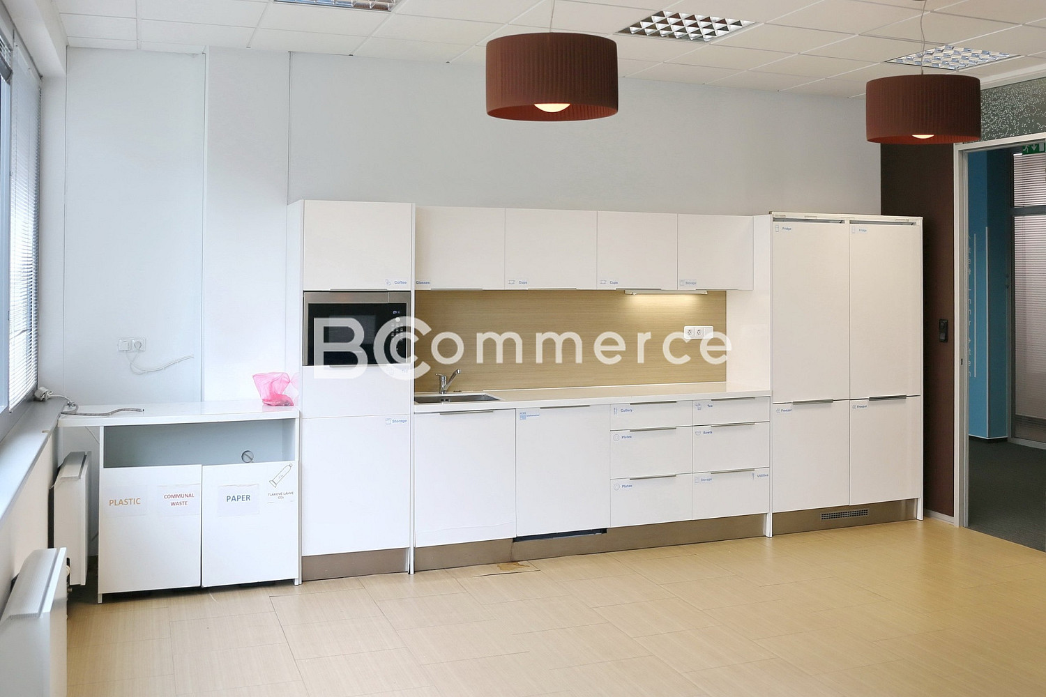 Pronájem kancelářských prostor v rámci moderního administrativního centra, 725m² – pohled 4