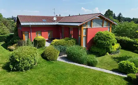 Pronájem domu 414 m² s pozemkem 1 301 m², Pod javory, Praha 4 - Kunratice