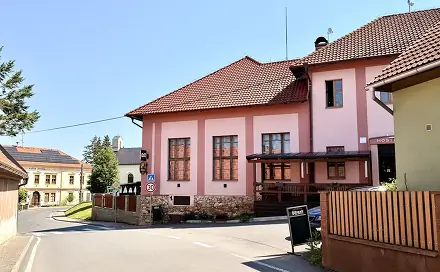 Prodej domu 500 m² s pozemkem 784 m², Zelená Hora, Svinaře, okres Beroun