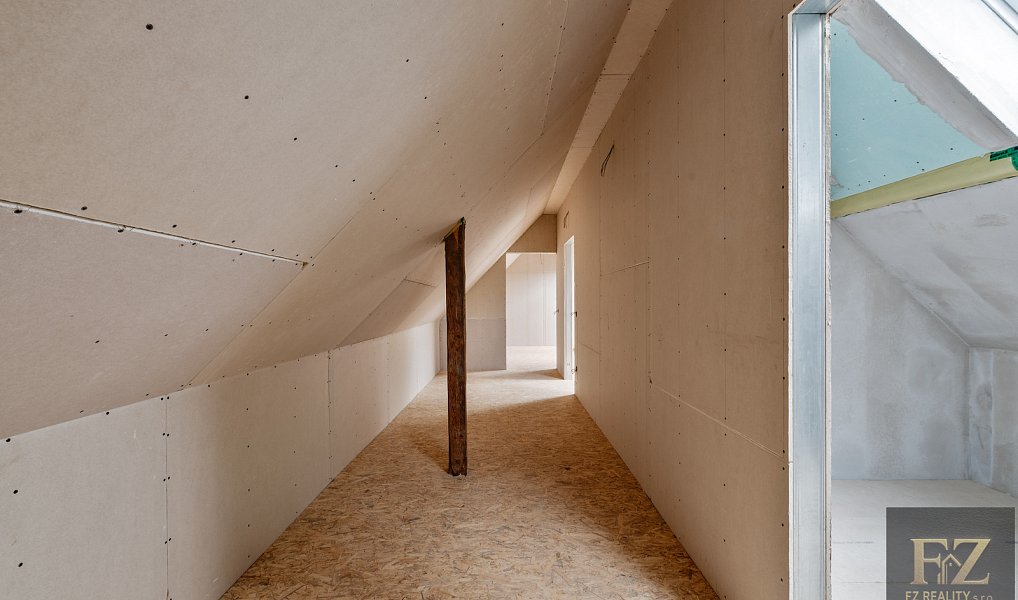 Prodej domu 220 m² s pozemkem 1 555 m², Řepeč – náhled fotky 22