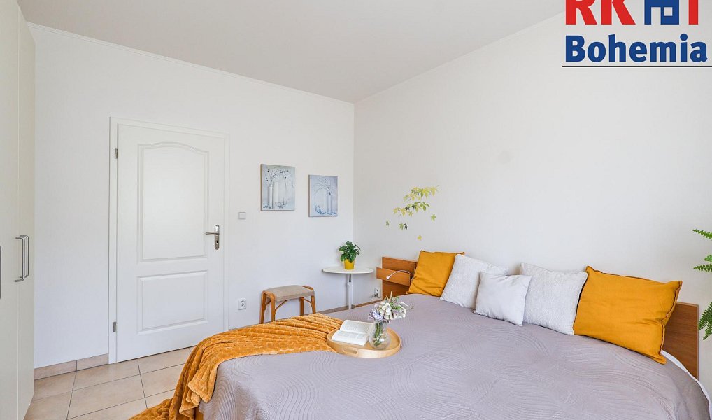 Prodej domu 266 m² s pozemkem 1 426 m², Šestajovice – náhled fotky 21