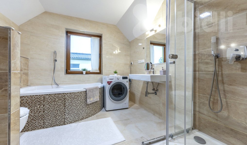 Prodej domu 160 m² s pozemkem 591 m², Jeneč – náhled fotky 5