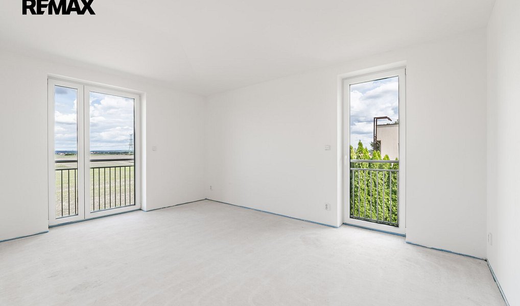 Prodej domu 329 m² s pozemkem 1 034 m², Sluhy – náhled fotky 6