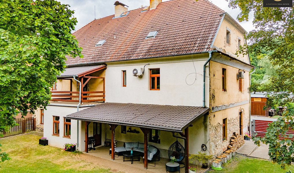 Prodej domu 300 m² s pozemkem 5 769 m², Roztoky – náhled fotky 5