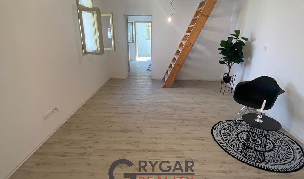 Prodej domu 150 m² s pozemkem 268 m², Dobříš – náhled fotky 2