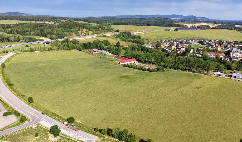 Prodej komerčního pozemku 11 753 m², Dolní Dvořiště – náhled fotky 8