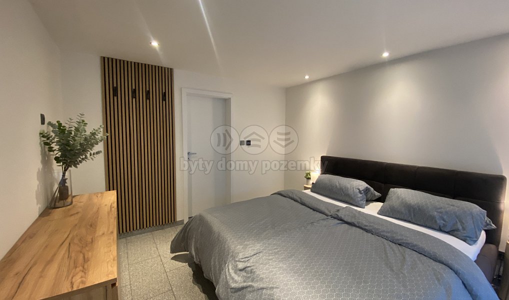 Prodej chaty/chalupy 200 m² s pozemkem 402 m², Mikulovice – náhled fotky 8